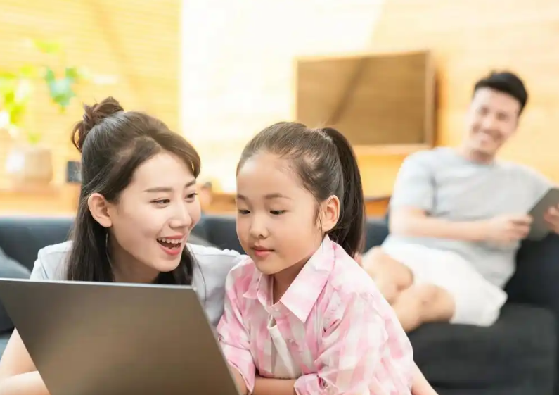 亲子沟通聊天话题100个